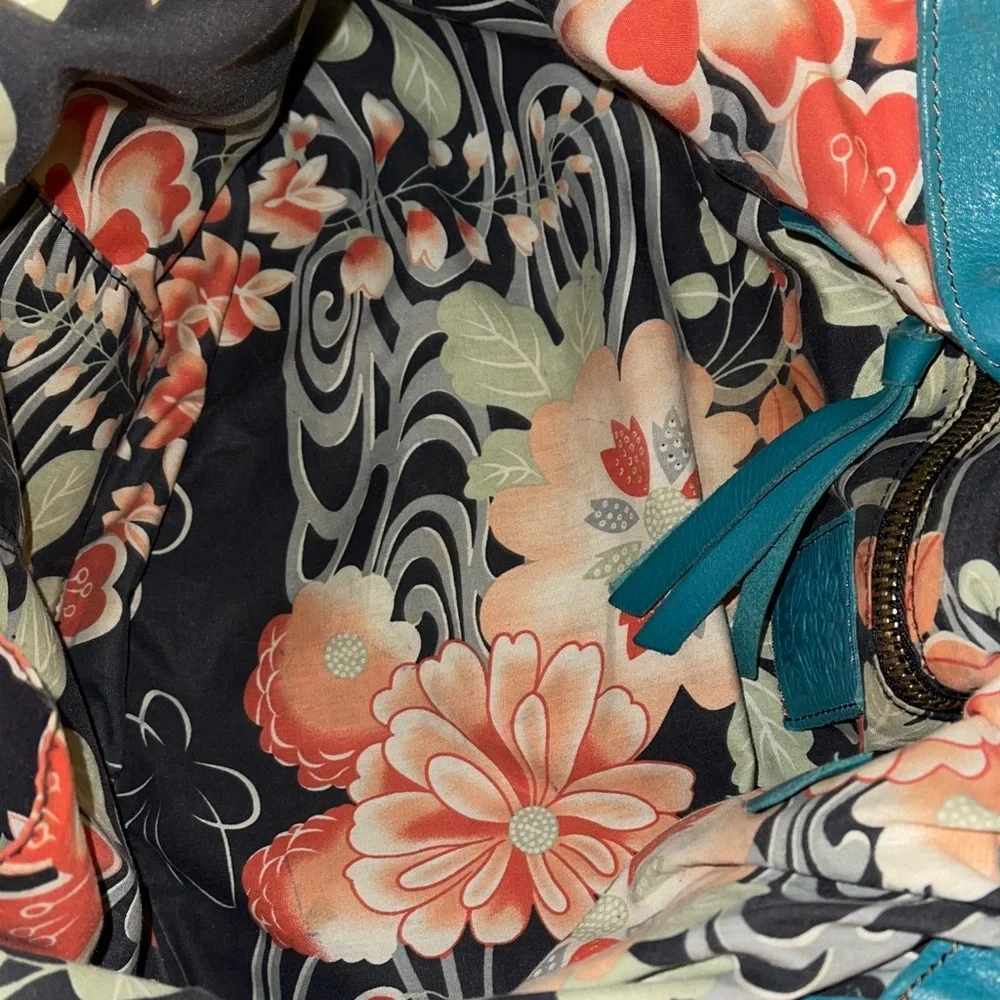 Lucky Teal Leather Slouch Cinch Handbag Pebble Leather - Picture 3 of 7